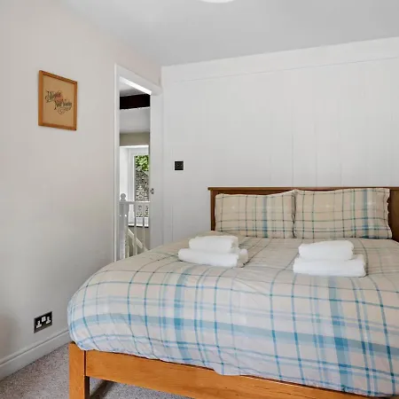 Holiday home Pass The Keys The Old Stables